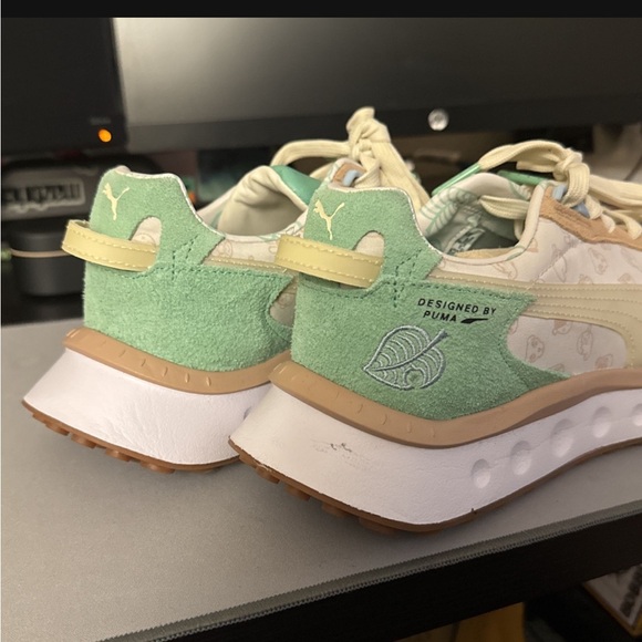 Puma Wild Rider Animal Crossing New Horizon Men’s size 8 (Women’s 10) - Picture 3 of 3
